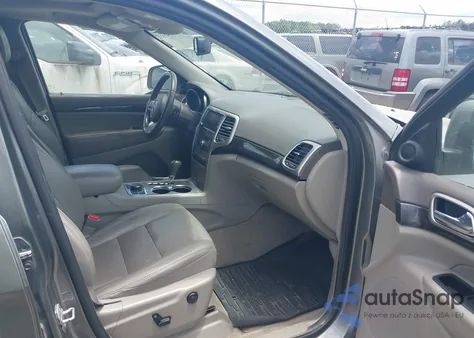 2011 Jeep Grand Cherokee Laredo from USA, damaged, VIN 1J4RR4GG3BC595896